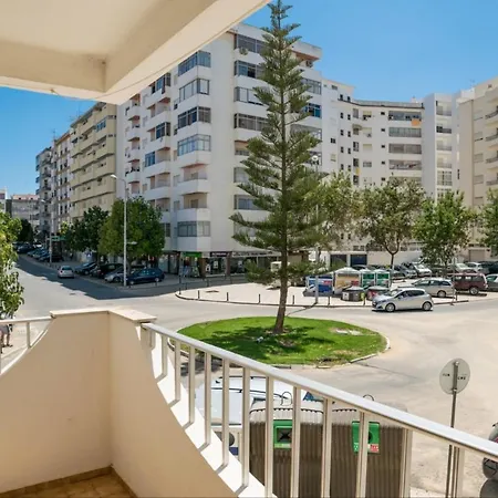 Apartment Akisol Pera Trident